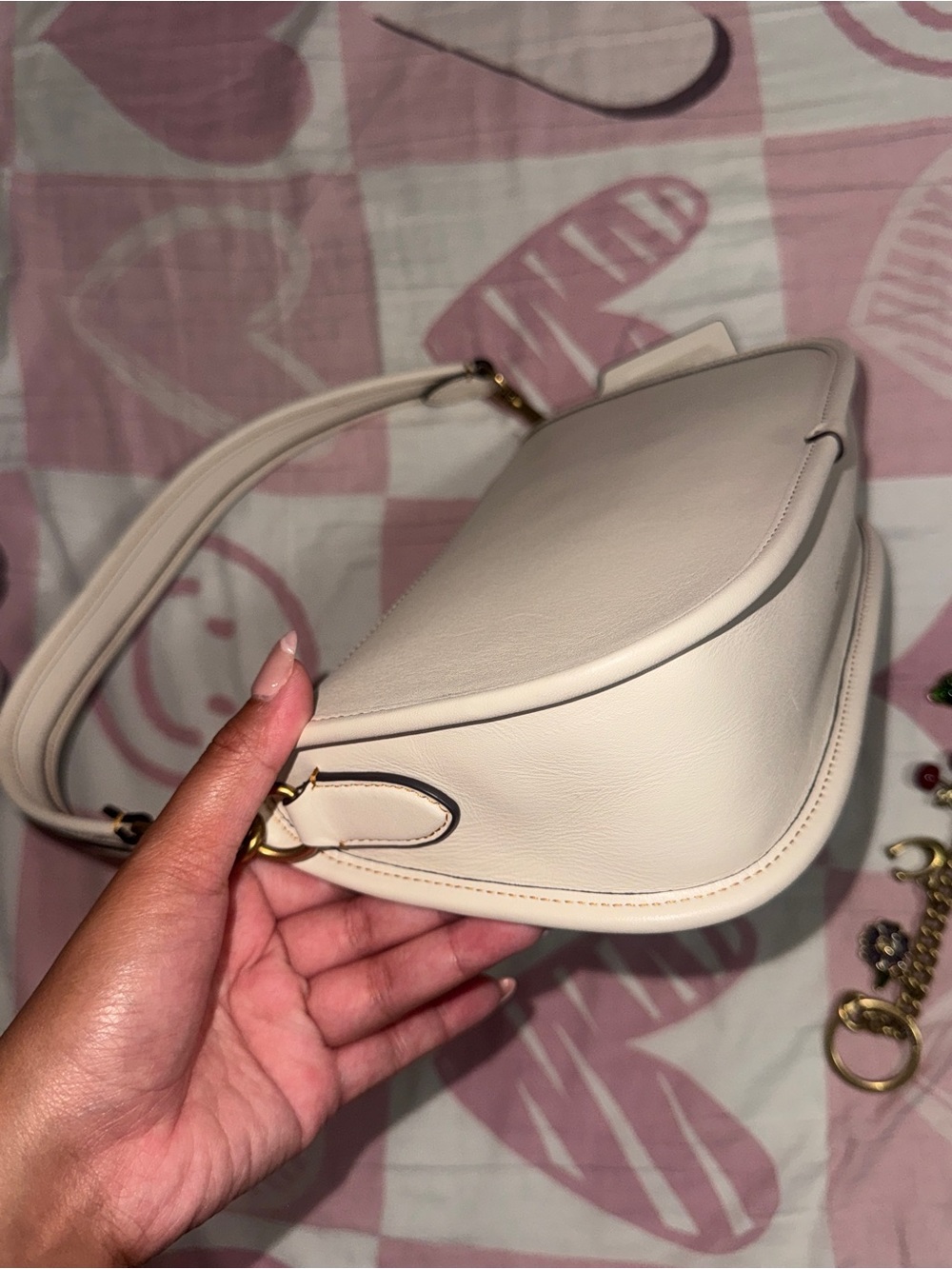 Coach Swinger Bag - Picture 2 of 8
